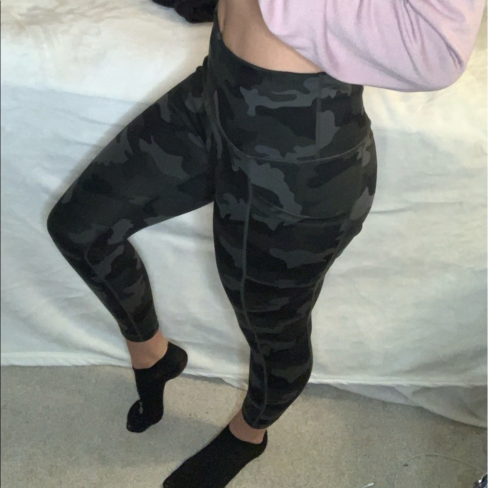 camo leggings